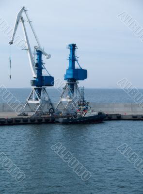 Harbor cranes