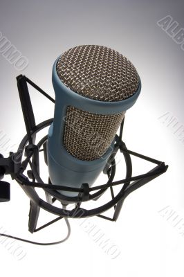 Mic on white 4