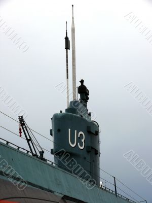 Submarine