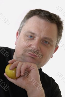 Mann with a apple