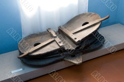 Bellows
