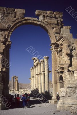 Victory Arch with tour group