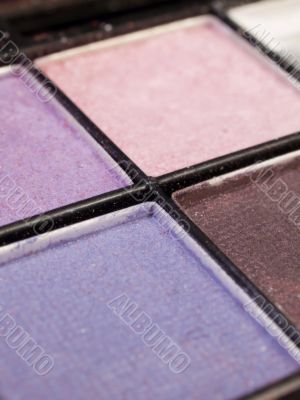 Eye shadow