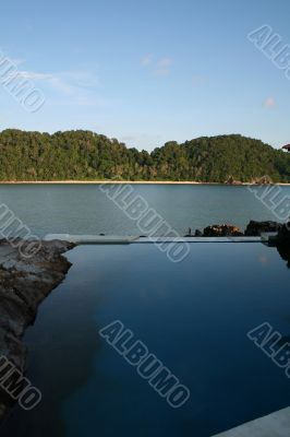 Seawater pool