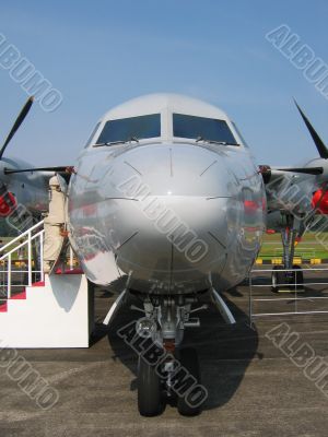 Aircraft - Front of military aircraft