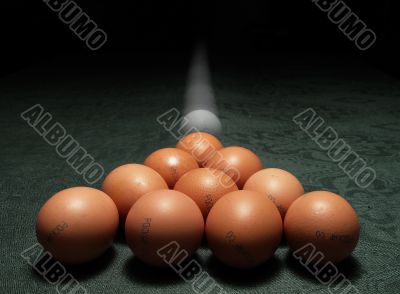 Extremal Billiard