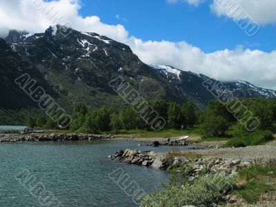 Gjende lake