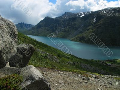 Gjende lake