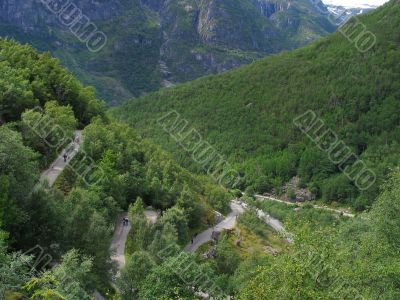 Road to Briksdal glacier