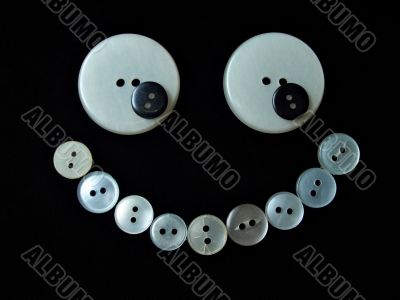 buttons smile 1