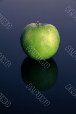 nice green apple