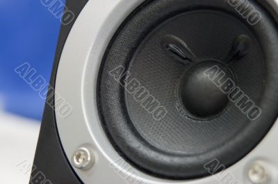 Speaker macro