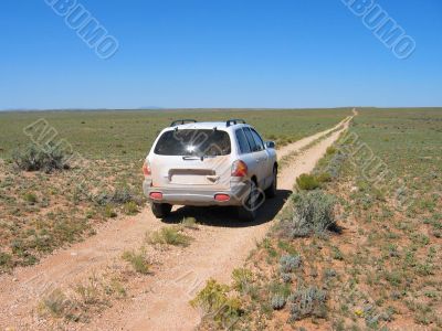 4x4 Lost in Desert