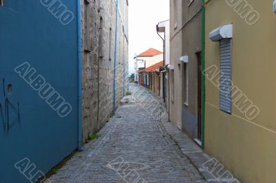 sleepy street