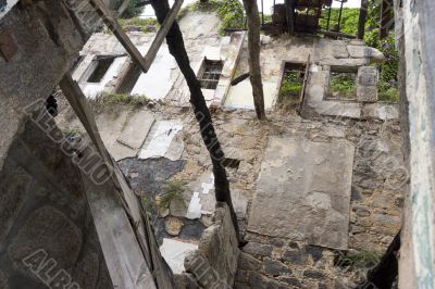 destroyed house