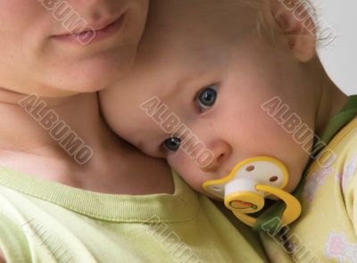 baby`s eyes