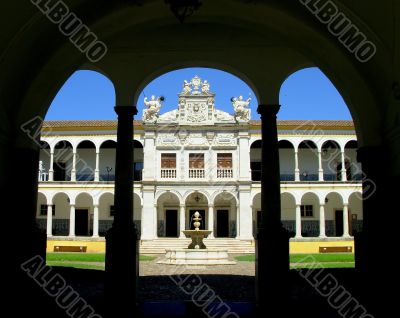 University of Évora