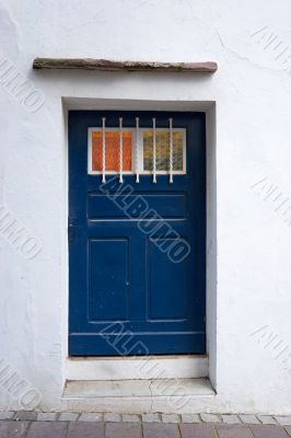 blue door