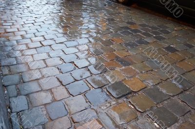 wet pavement pattern
