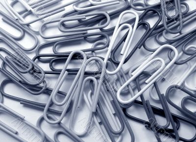 Monochromatic paper-clips