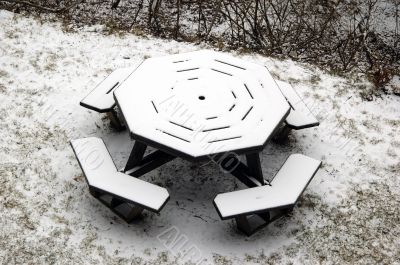 Snow bench