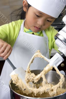 Making Cookies 013