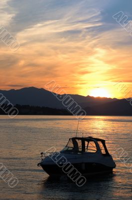 yacht lake dawn
