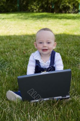 Baby study on computer