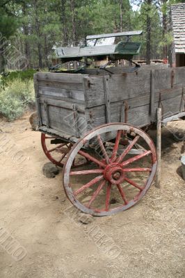 Old wagon, 19th century homestead