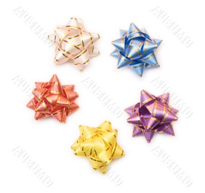 five bows