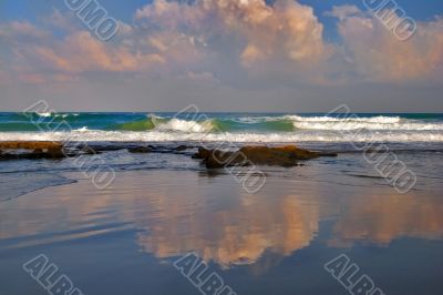 Sea mirror