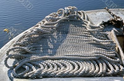 Coiled bow line