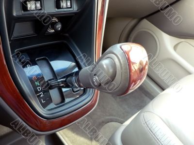 automobile gear shift