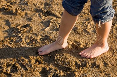 boy barefoot