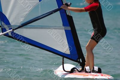 girl windsurf