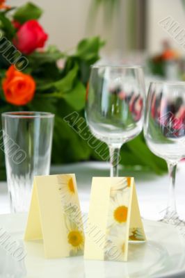 plate with place cards
