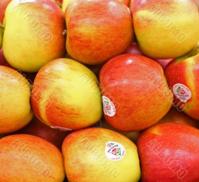 Braeburn Apples