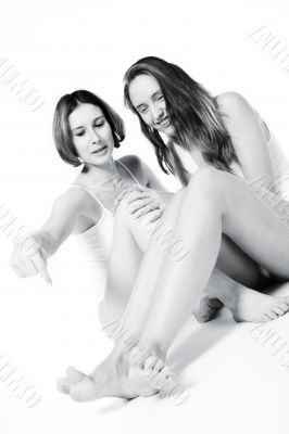 2 girls smiling