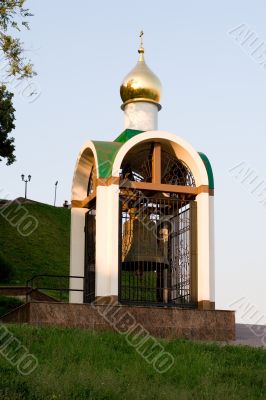 Alarm bell monument