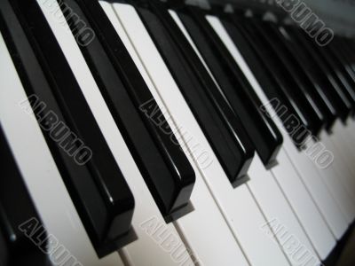 a piano keyboard