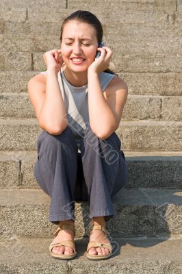 girl with mobile