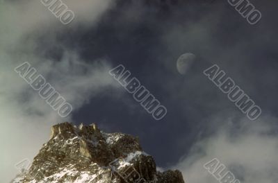 Moonrise & Himalayan peak