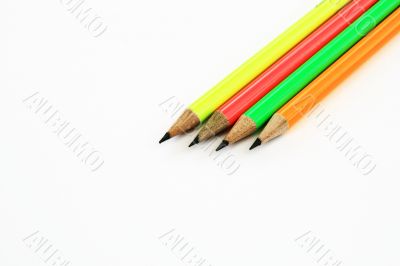 Color pencil