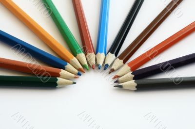 Color pencil
