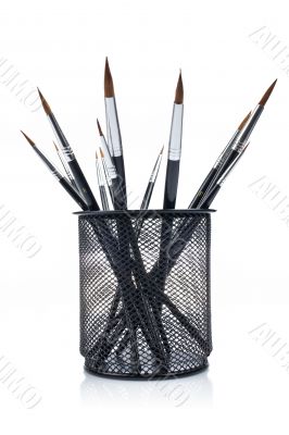 Paintbrushes in the basket