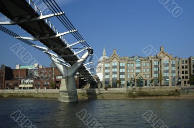 Millenium bridge