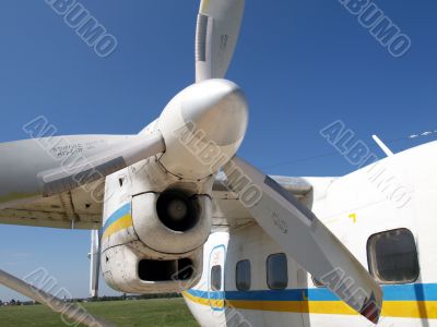 Prop & Engine