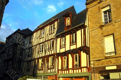 Dinan