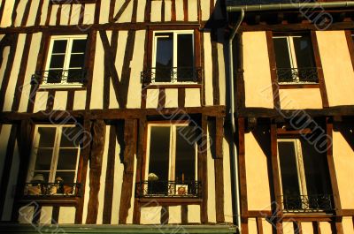 Dinan 2