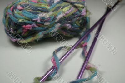 Knitting with yarn